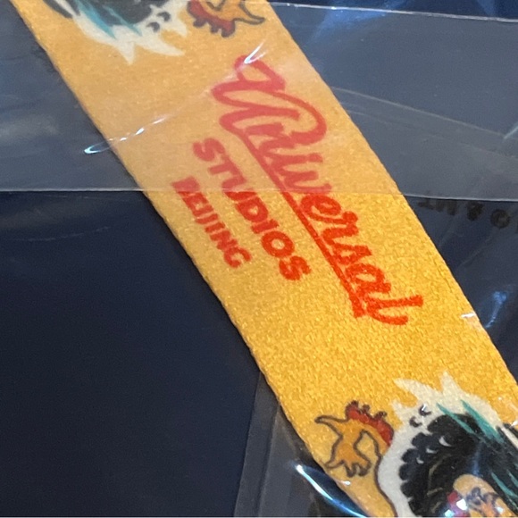 Universal Studios Beijing Lanyard with Pouch Dragon New - Picture 6 of 6